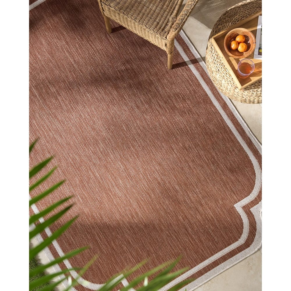 Livabliss Miami Beach Traditional Indoor/Outdoor Area Rug
