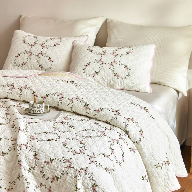 Cotton French Country Floral Quilt Bedspread Set