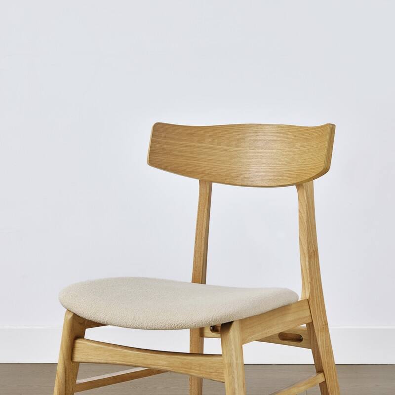 Spruce & Spring Modern Farmhouse Dining Chair with Solid Wood Frame and Upholstered Seat