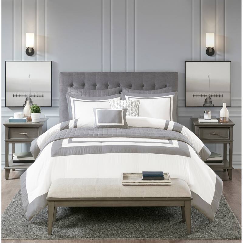 Roomfitters Full/Queen 8 Piece Comforter Set Modern Hotel Border ...