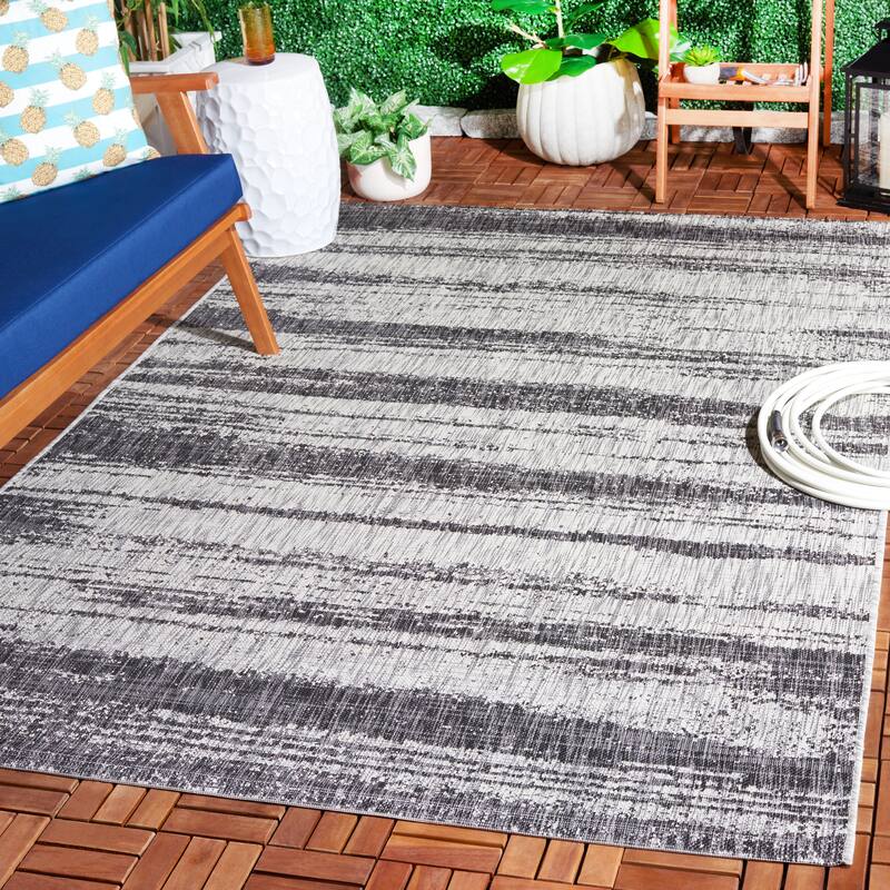 SAFAVIEH Courtyard Huner Casual Waterproof Patio Backyard Rug - 5'3" x 7'7" - Grey/Black