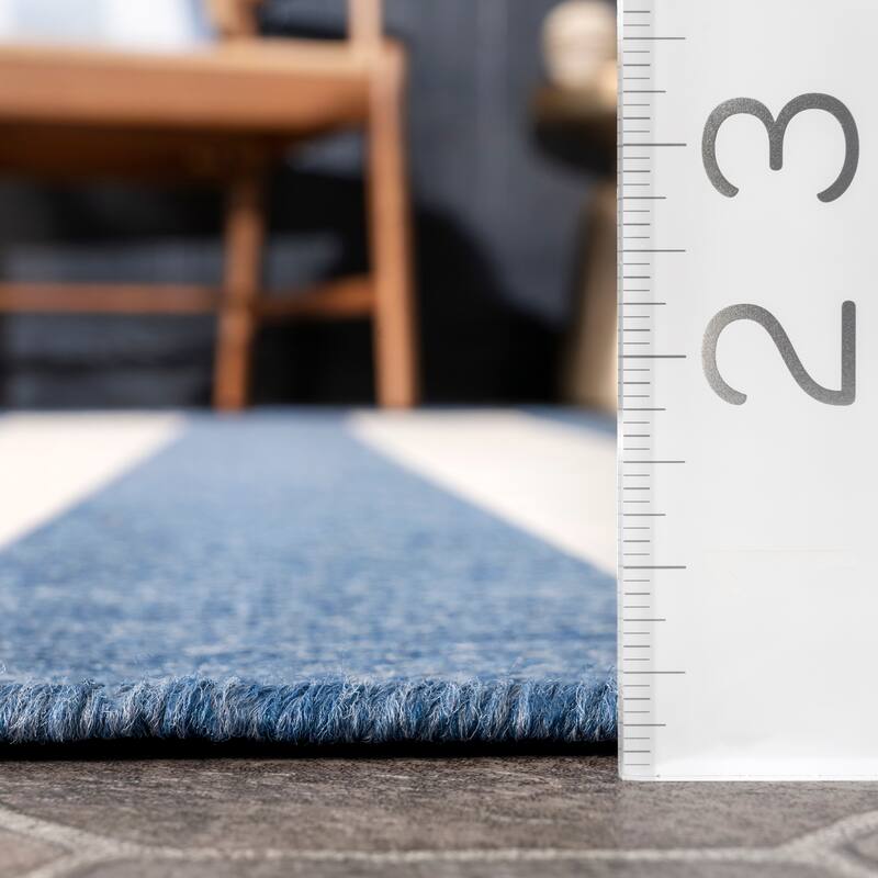 Nuloom Alexis Striped Indoor/Outdoor Area Rug