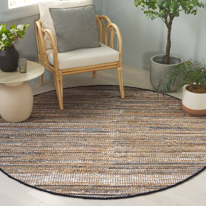 SAFAVIEH Handmade Cape Matsje Cod Denim & Jute Rug - 6' Round - Blue/Beige