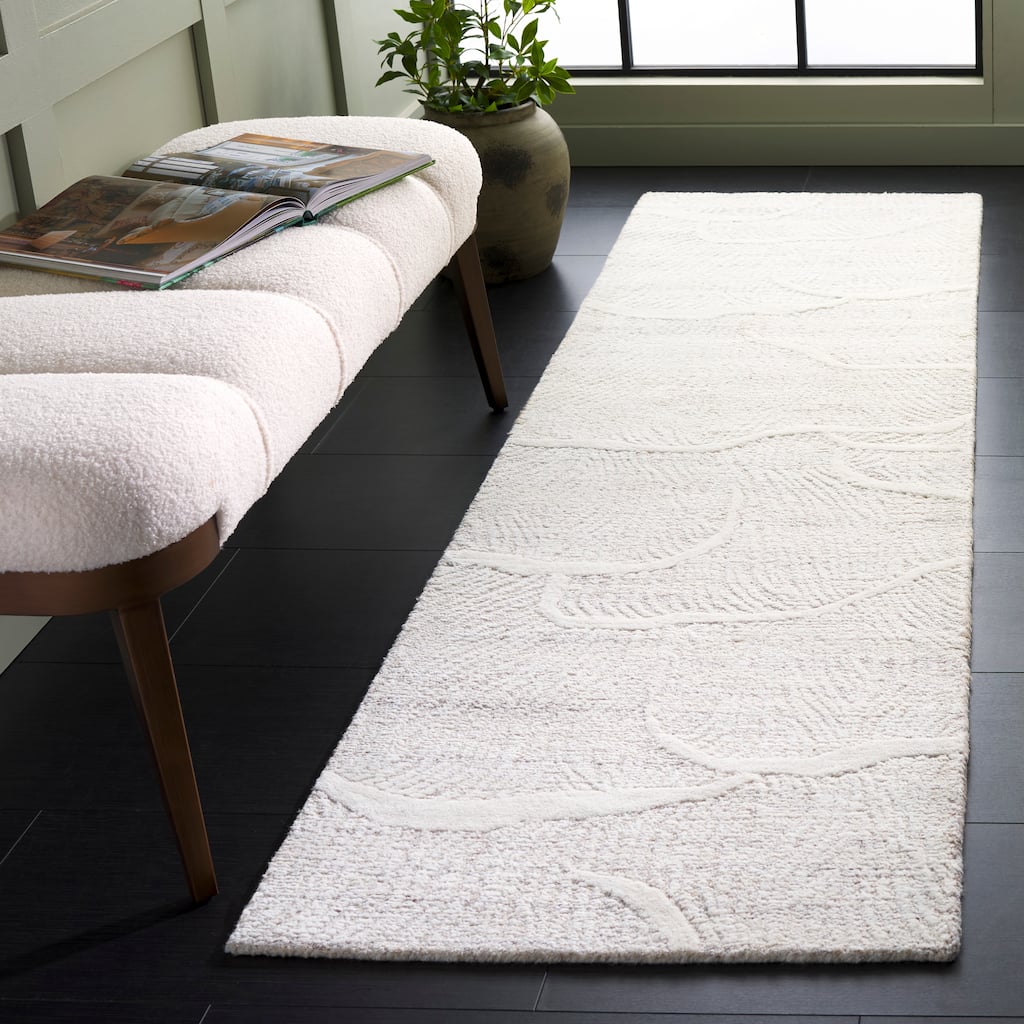 SAFAVIEH Handmade Pine Sucheta Contemporary Wool Rug
