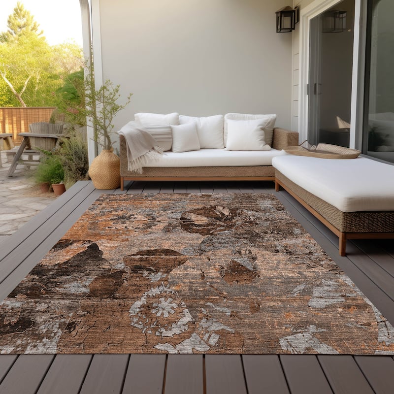 Machine Washable Indoor/ Outdoor Abstract Leaves Chantille Rug