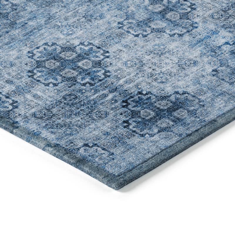 Machine Washable Indoor/ Outdoor Vintage Medallions Chantille Rug