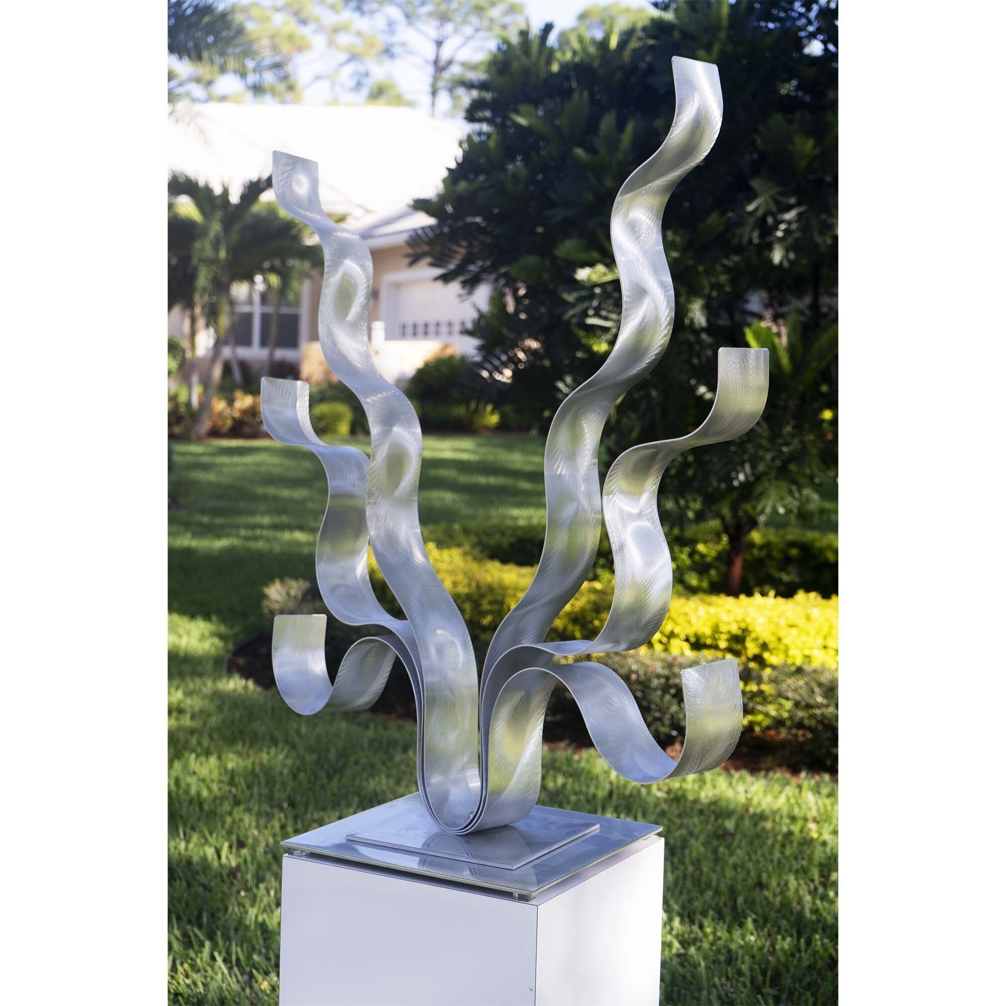 Shop Statements2000 Modern Metal Art Sculpture Abstract Indoor Outdoor Decor By Jon Allen Reaching Out Flat Base Overstock 28625320
