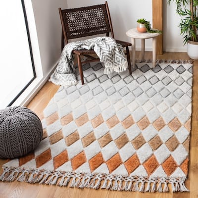 SAFAVIEH Handmade Sahara Milenka Moroccan Wool Rug-