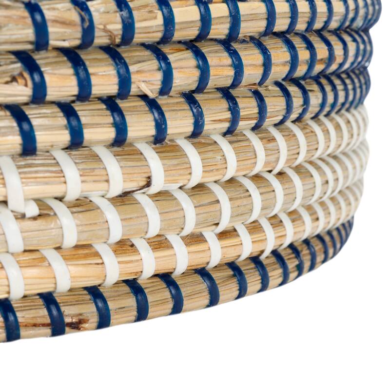 SAFAVIEH Helgard Round Tray (Fully Assembled) - 15.7 In. W x 15.7 In. D x 2.7 In. H - 16"W x 16"D x 3"H