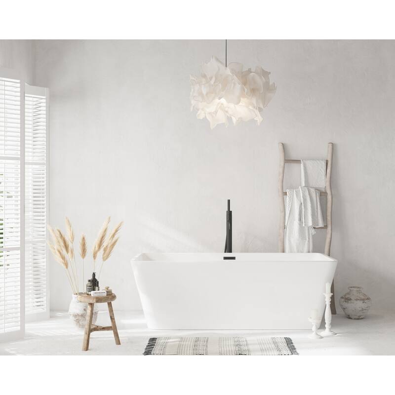 Thaddeus Bathtub in Glossy White