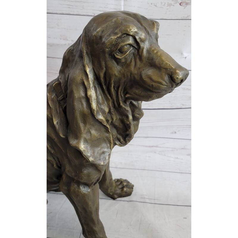 Bloodhound Bet Hound Wrinkly Dog Figure Statue Sculpture 14 Inches X 18 Inches