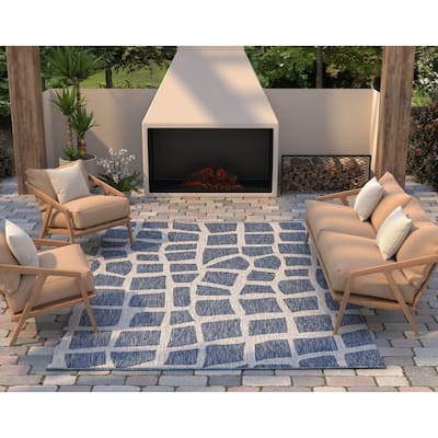 Bovence Global Giraffe Indoor/Outdoor Rug by Havenside Home
