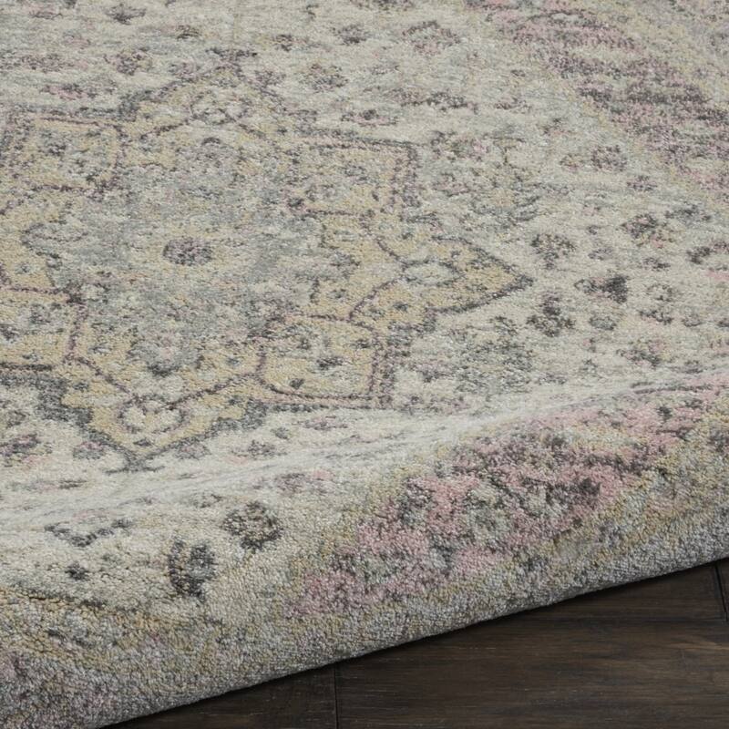 HomeRootsFloral Medallion Transitional Round Area Rug - 63' X '63' X '0.5