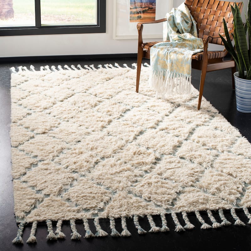 SAFAVIEH Hand-knotted Kenya Nelica Southwestern Tribal Wool Rug