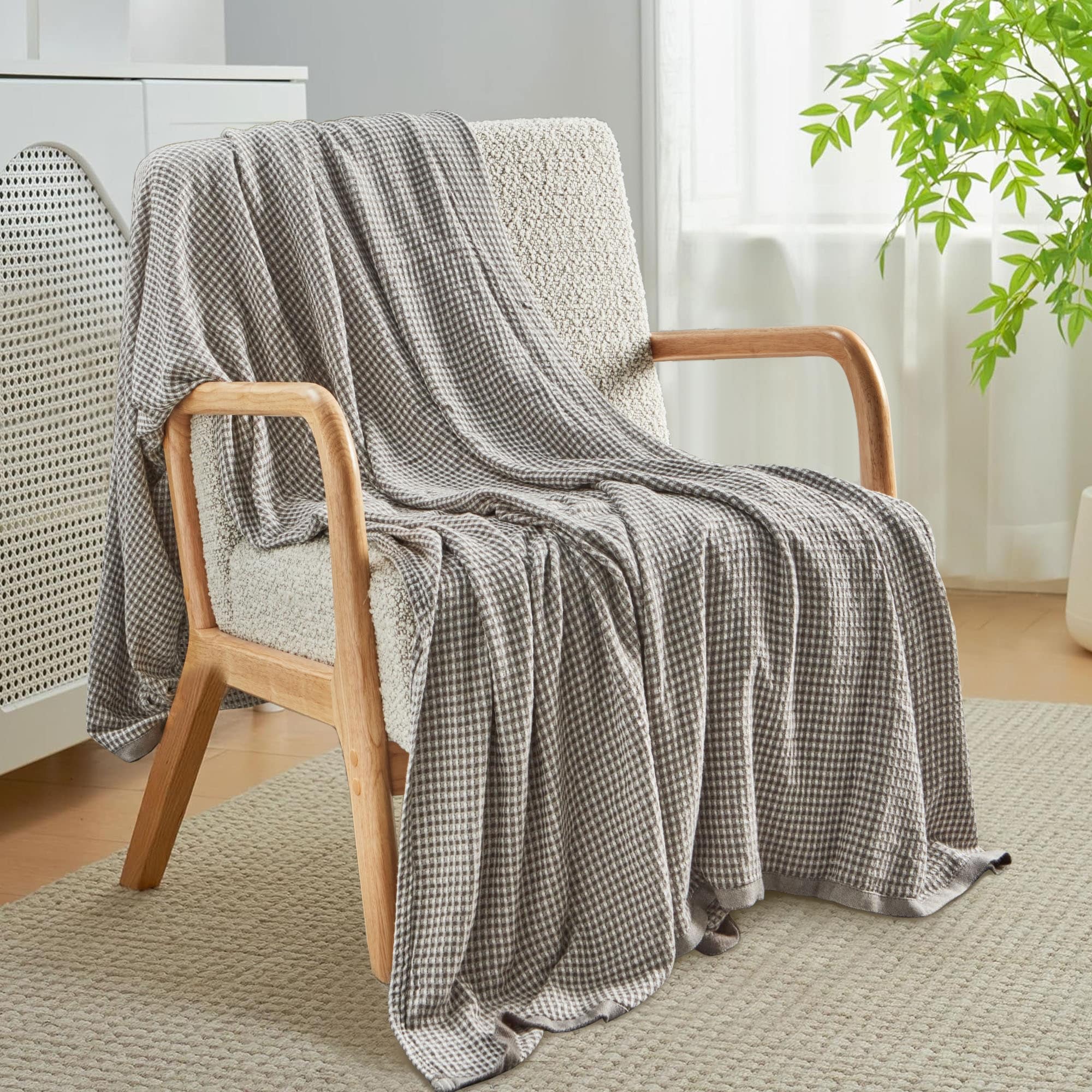 Lightweight Breathable Waffle Weave Knit Throw Blanket, Soft Cozy Woven Blanket Perfect for All Season