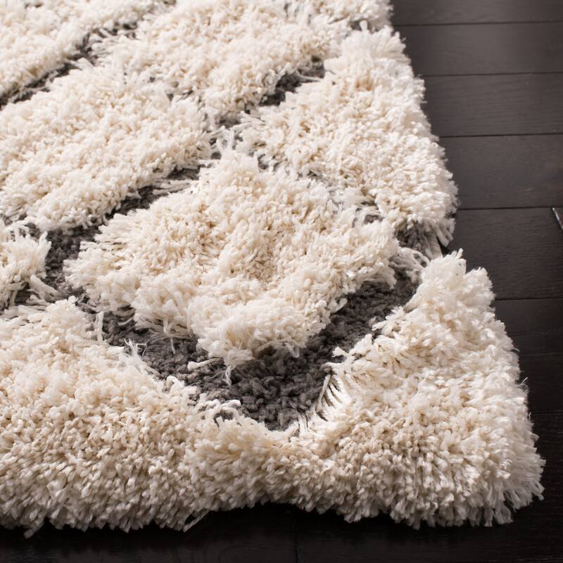 SAFAVIEH Adriana Apollonia Daisie Trellis 2-inch Thick Rug