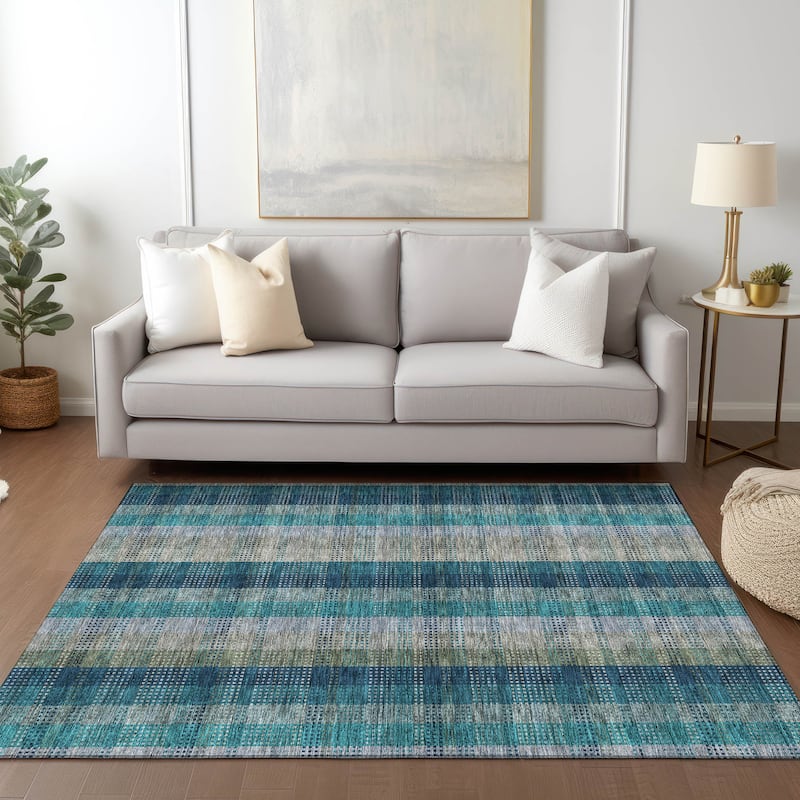 Machine Washable Indoor/ Outdoor Modern Plaid Chantille Rug