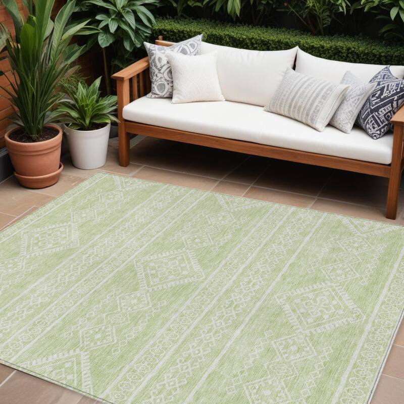 HomeRoots Southwestern Transitional Rectangle Outdoor Rug - 9' X 12'