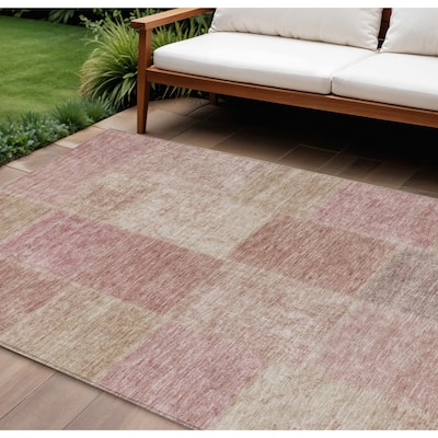 HomeRoots Patchwork Transitional Rectangle Outdoor Rug