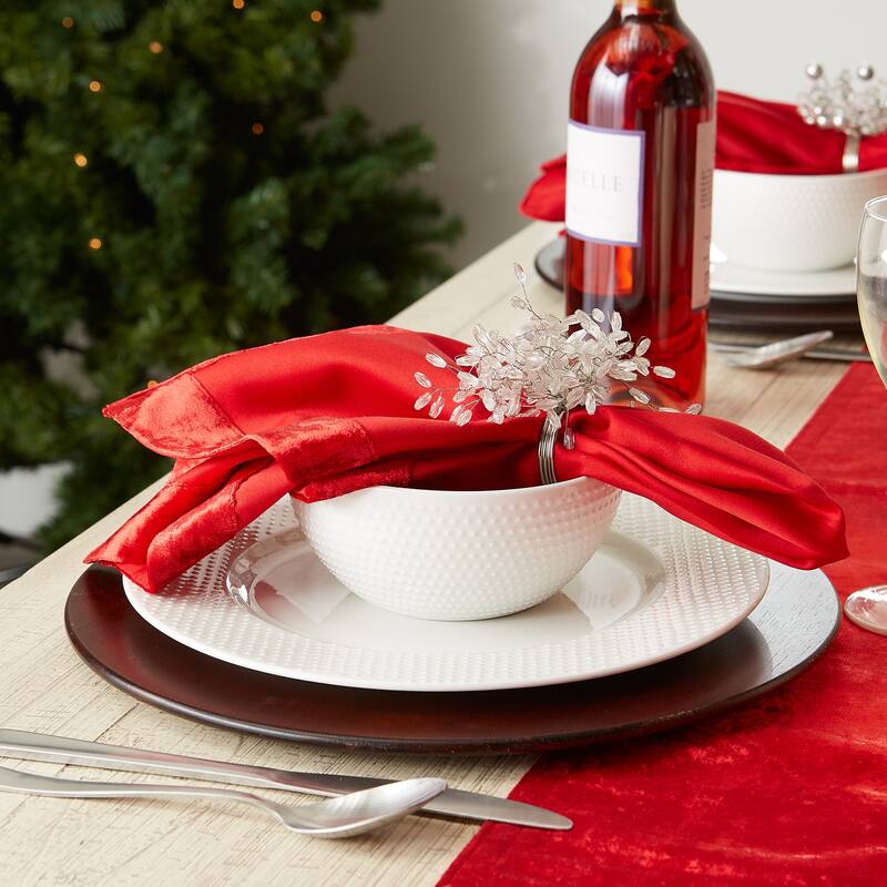 DII Silver Velvet Trimmed Napkin (Set of 4)