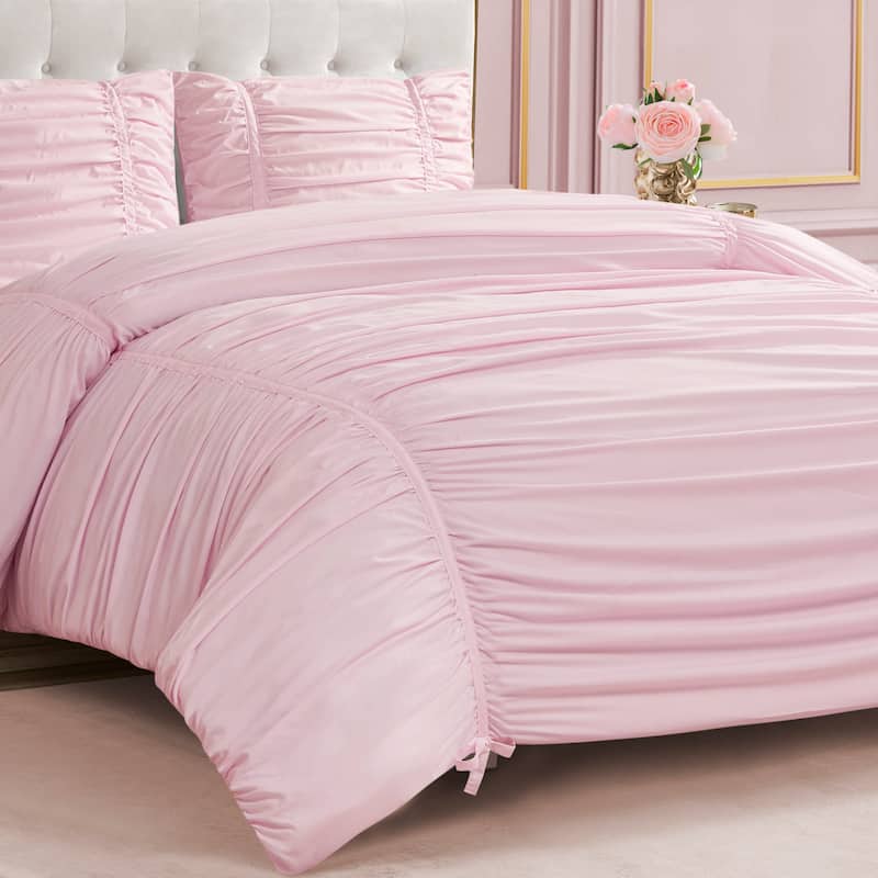 Juicy Couture Ribbon Ruched Comforter Sets