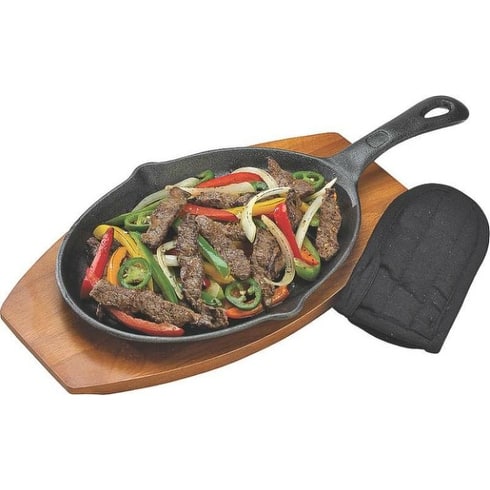 https://ak1.ostkcdn.com/images/products/is/images/direct/18bd02d83766f5ac0f1fa3926f5112c73c82c62a/GrillPro-98170-Cast-Iron-Fajita-Pan-with-Handle-Cover.jpg?impolicy=medium
