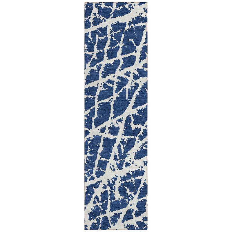 Machine Washable Indoor/ Outdoor Transitional Navy Crackle Chantille Rug