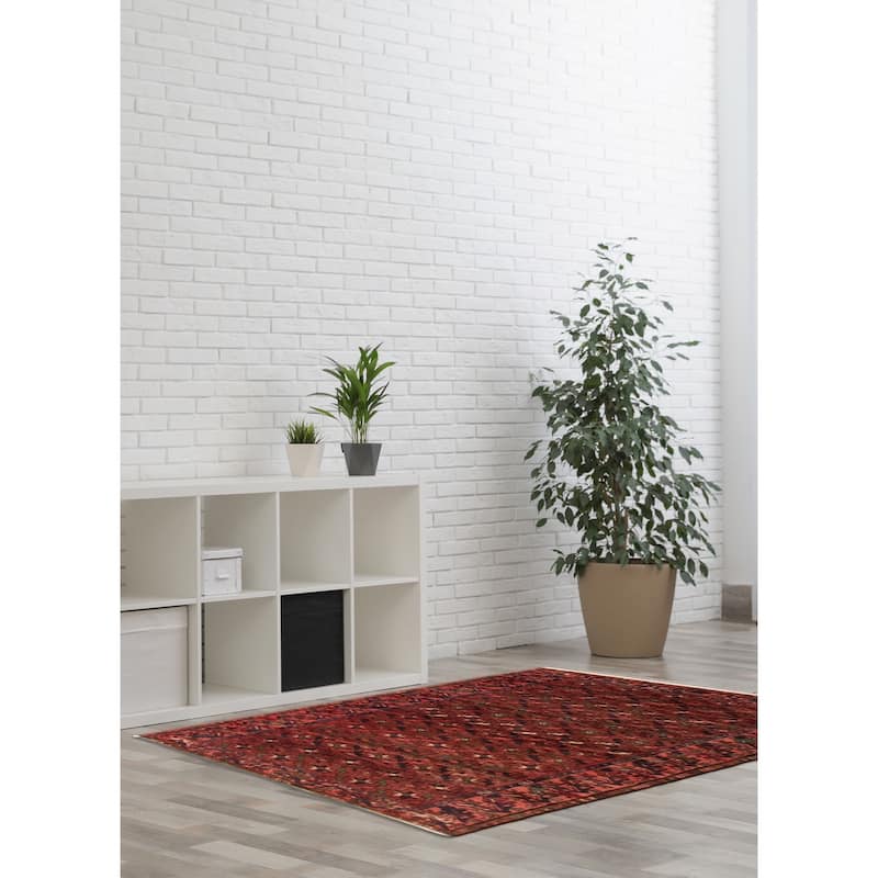 ECARPETGALLERY Hand-knotted Andelz Red Wool Rug - 3' 5" x 5' 5"