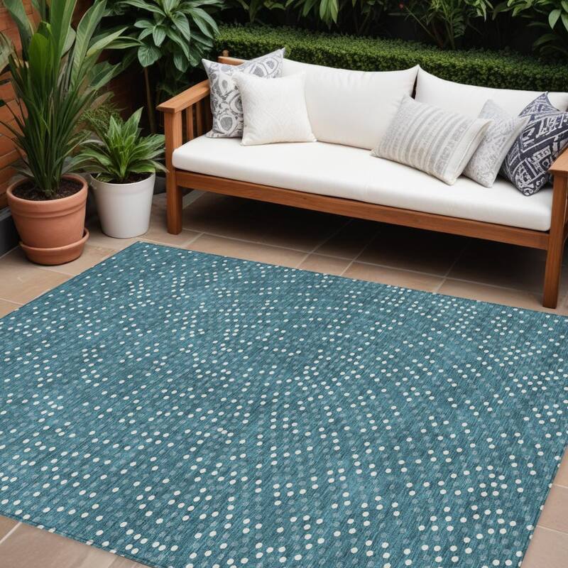 HomeRoots Polka Dot Transitional Rectangle Outdoor Rug - 8' X 10'