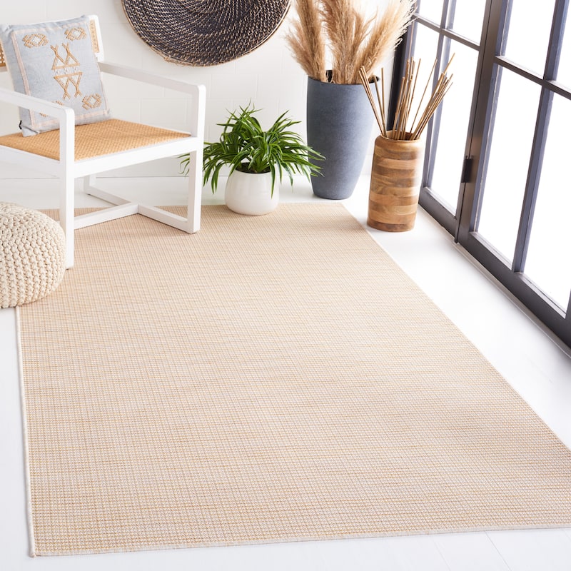 Martha Stewart by SAFAVIEH Silvestra Indoor/ Outdoor Rug - 4' x 6' - Yellow