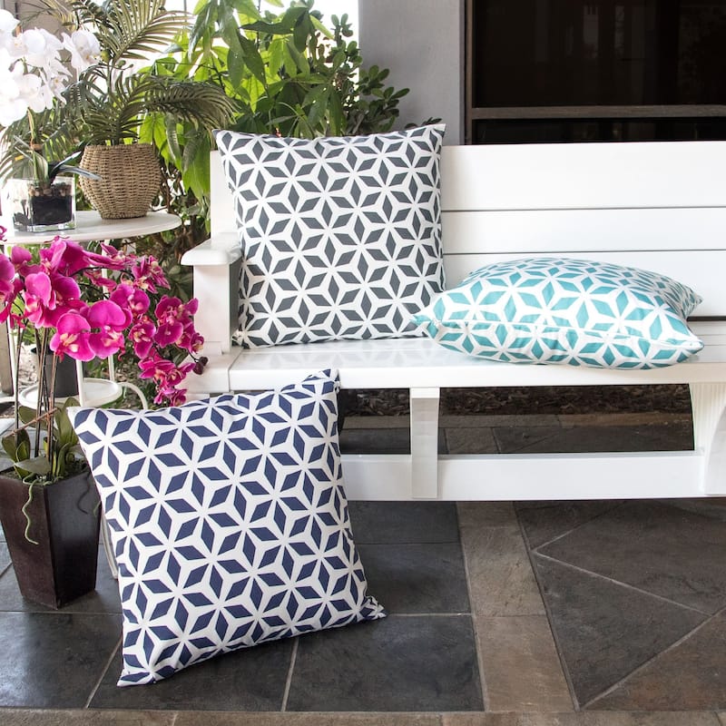 Crystal burst - Outdoor & Indoor Pillow