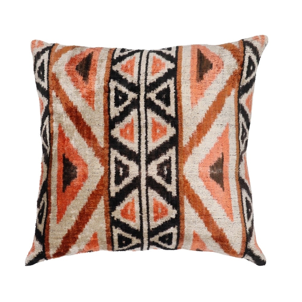 https://ak1.ostkcdn.com/images/products/is/images/direct/18d95f68ad218534f709ed15aa06db49d92df906/Handmade-Modern-Throw-Pillows-With-Insert-Brown-Boho-Velvet-16x16-in.jpg