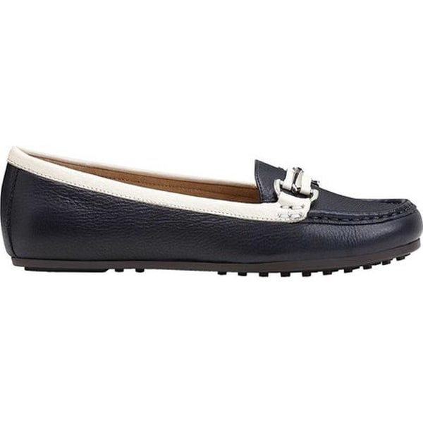 aerosoles drive along