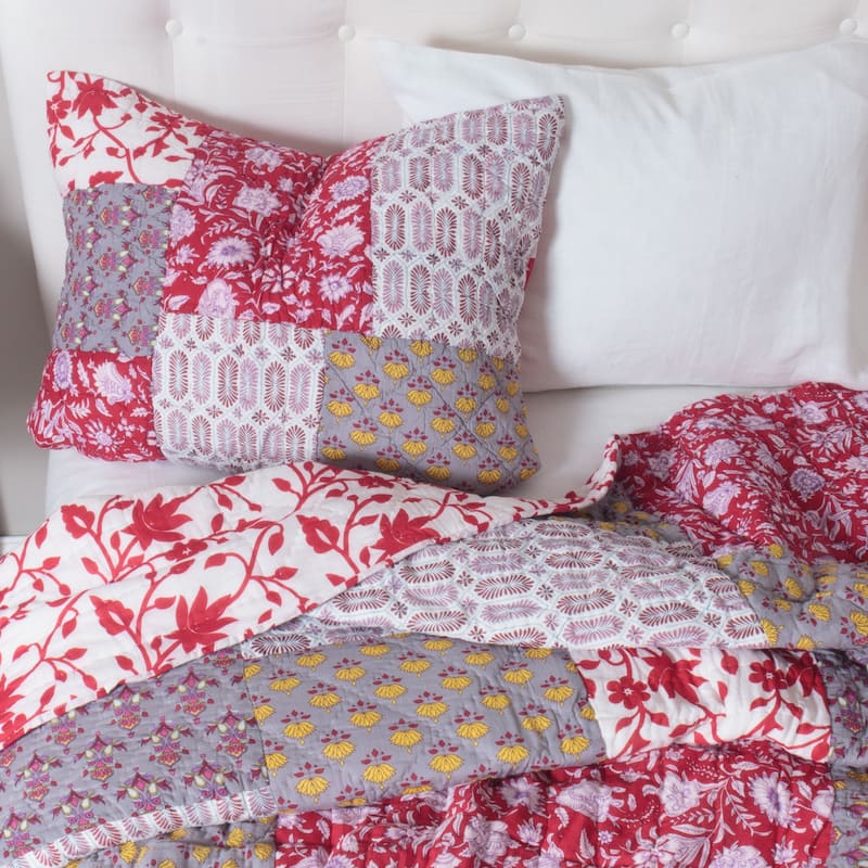 Laney Quilt