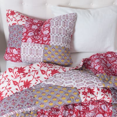 Laney Quilt
