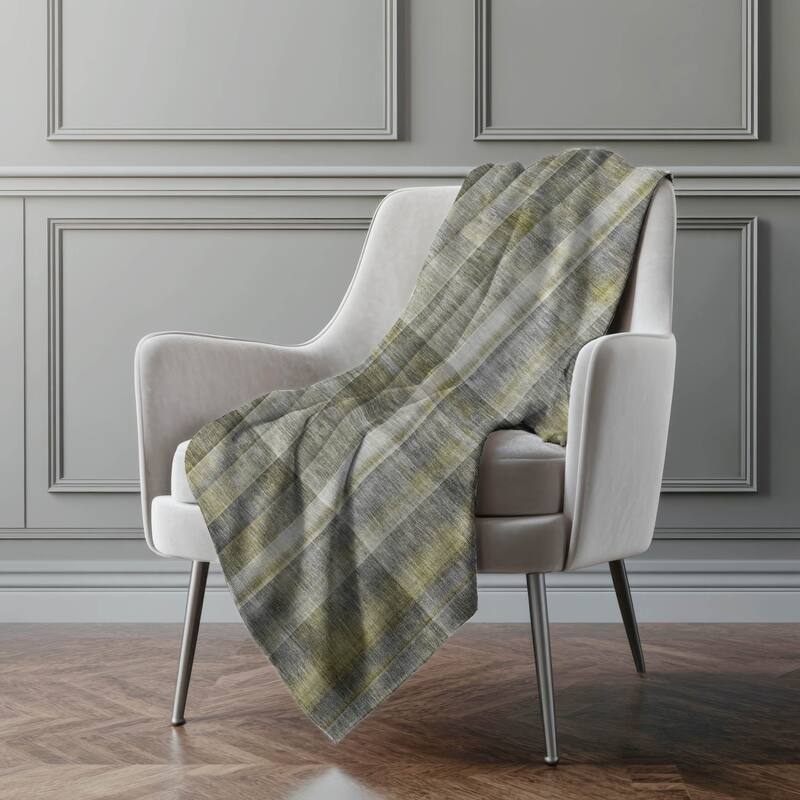 Premium Machine Washable Modern Plaid Sherpa Throw Blanket - Gray - 4'2" x 5'10"