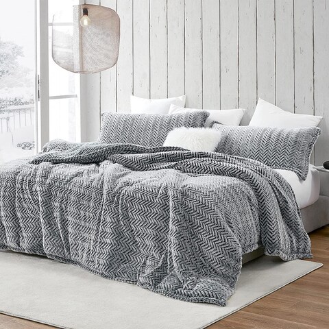 Cozy Peaks - Coma Inducer® Oversized Comforter - Chevron Frosted Black