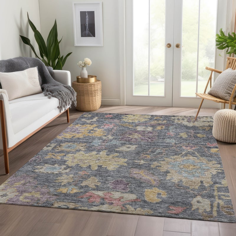 Machine Washable Indoor/ Outdoor Vintage Traditional Chantille Rug
