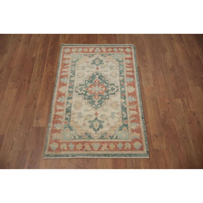 Hand Knotted Oriental 100% Wool Carpet Transitional Floral Beige & Ivories Oushak Area Rug - 3' 0'' X 2' 1''