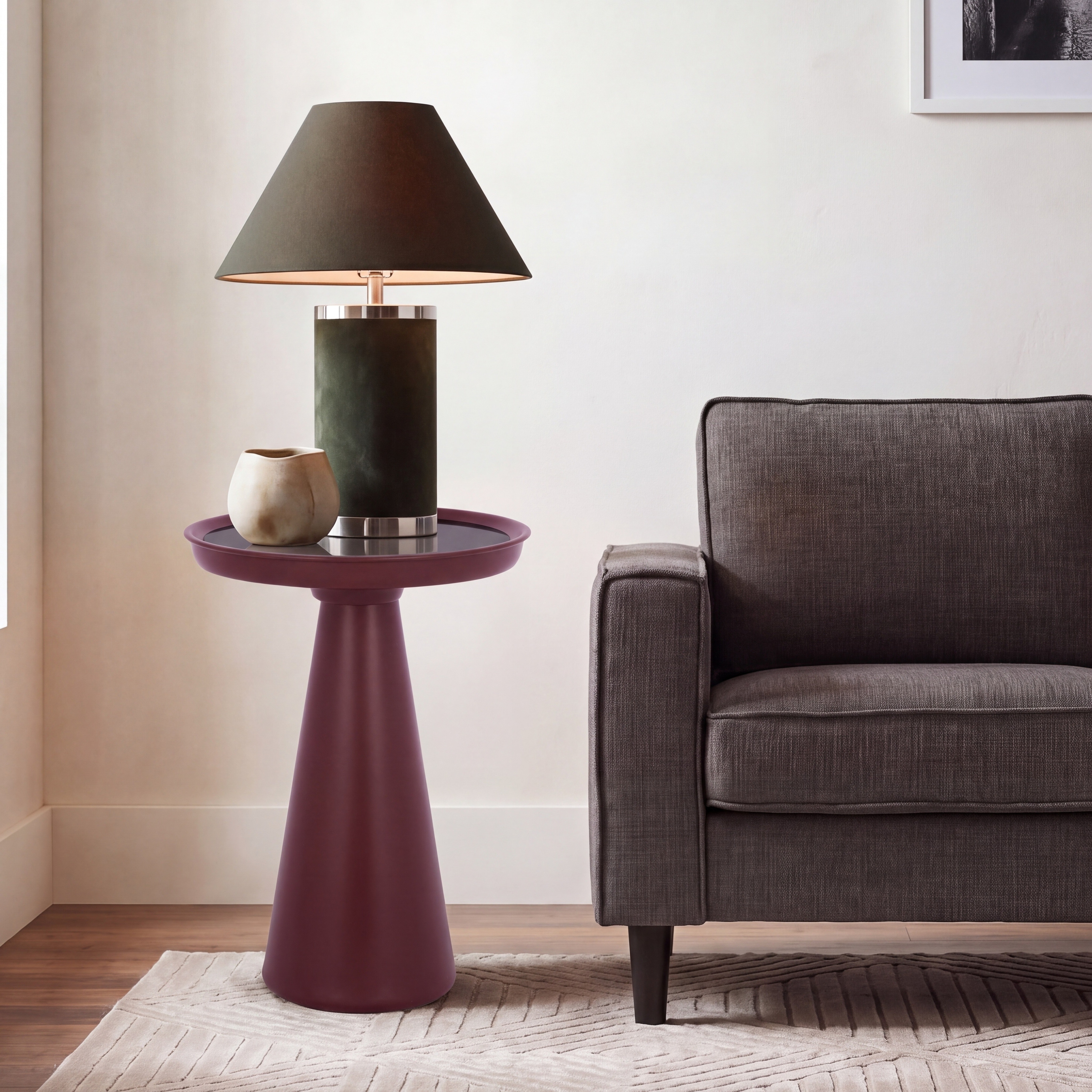 SAFAVIEH Hikuma Glam Glass Accent Table, Fully Assembled - 16"W x 16"D x 23"H