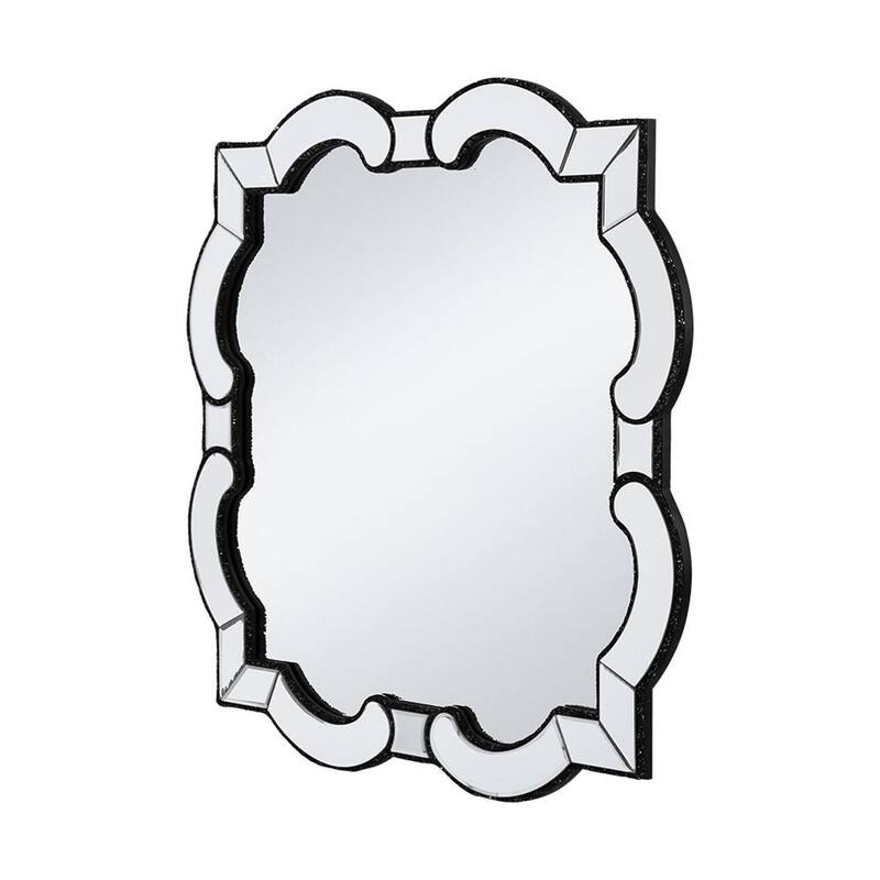 HomeRoots 32" Clear Scalloped Glass Framed Accent Mirror - 31.5' X '31.5' X '0.7