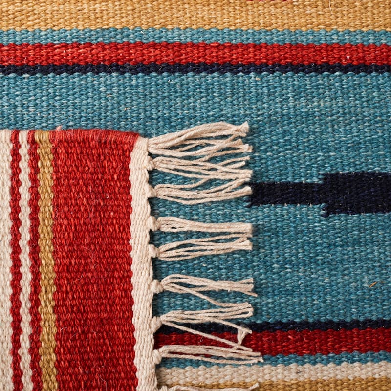 SAFAVIEH Kilim Chikae Southwestern Wool Fringe Rug