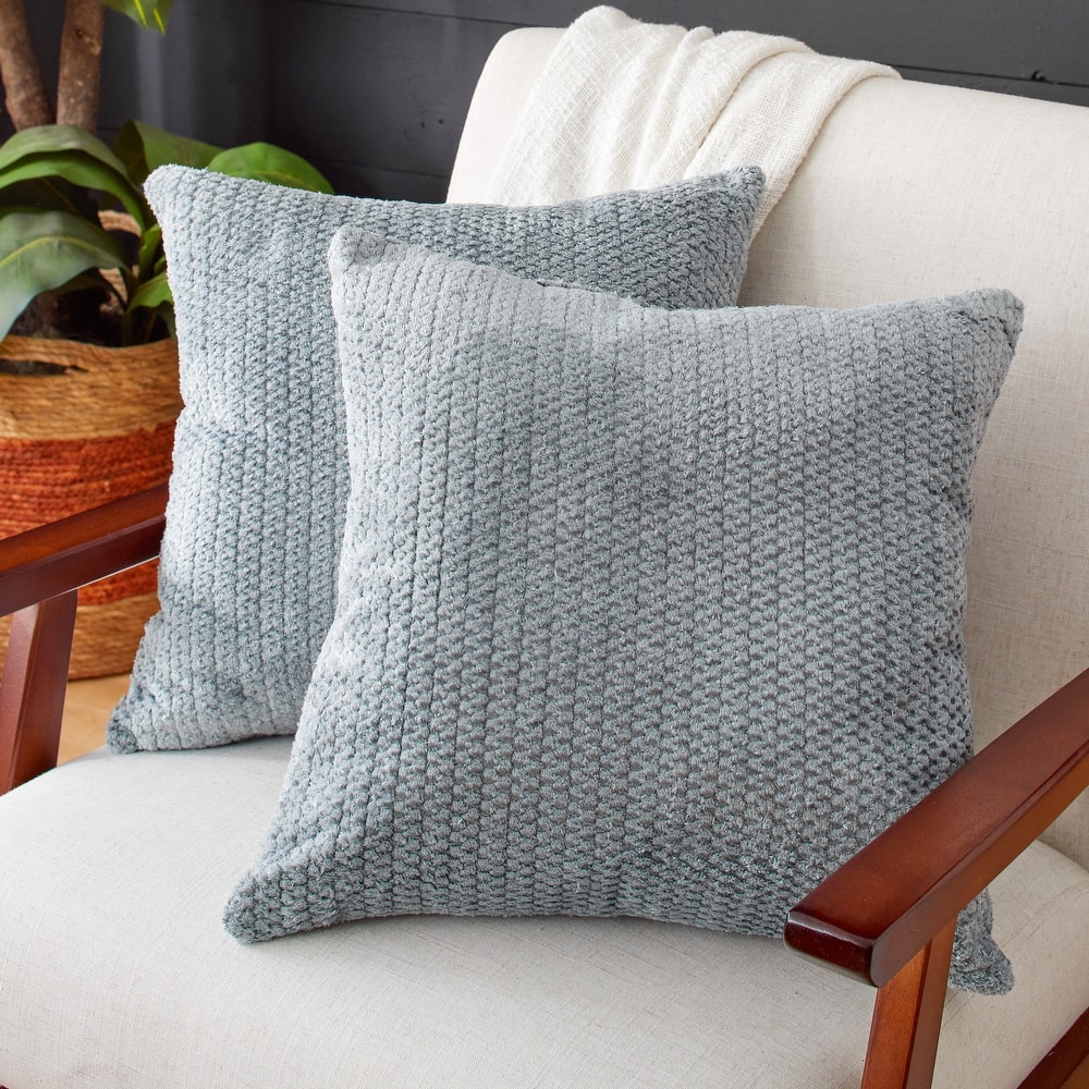 Sorra Home Velvet Shimmer Indoor Textured Knife Edge Square Pillows (Set of 2)