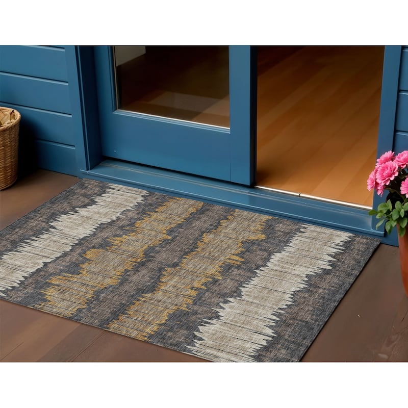 HomeRoots Striped Transitional Rectangle Outdoor Rug - 3' x 5'