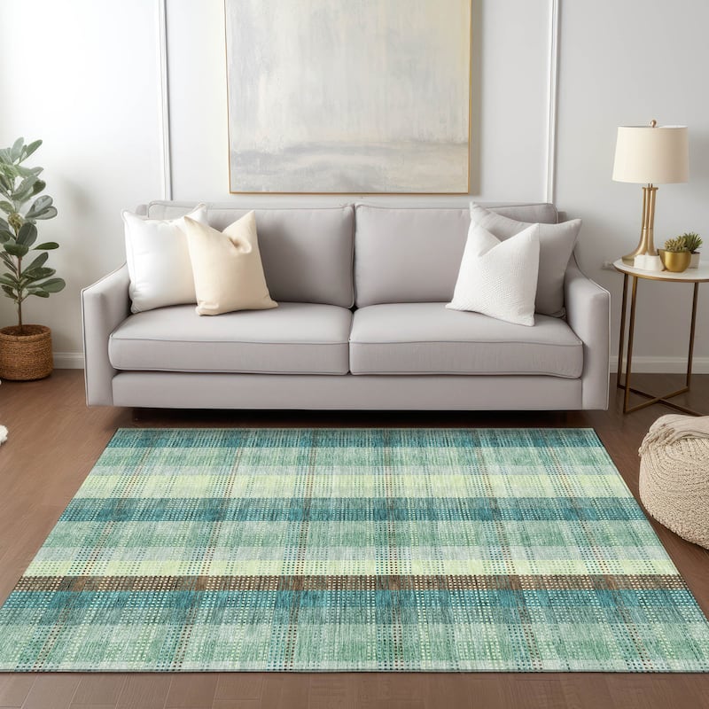 Machine Washable Indoor/ Outdoor Modern Plaid Chantille Rug