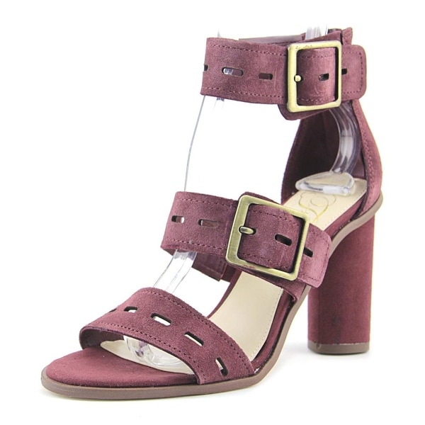 burgundy booties canada