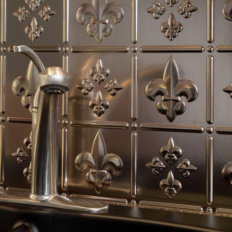 FASÄDE Fleur de Lis Decorative Vinyl Backsplash Panel