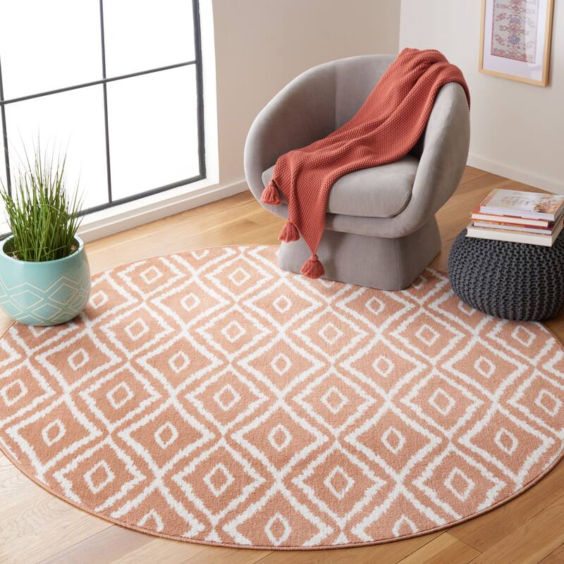 SAFAVIEH Pyramid Whitney Boho Geometric Rug - 6'7" Round - Rust/Ivory