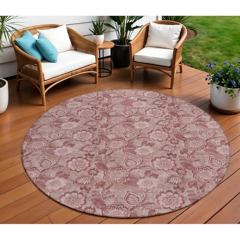 HomeRoots Floral Transitional Rectangle Outdoor Rug - 8' Round