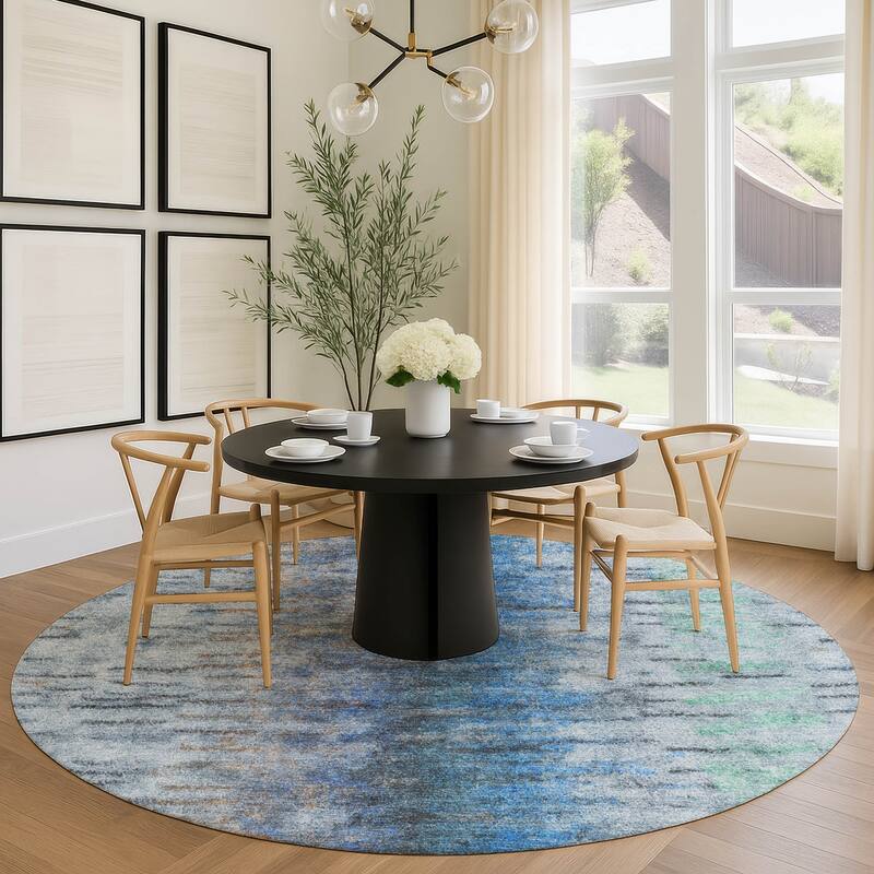 Machine Washable Indoor/ Outdoor Contemporary Ombre Chantille Rug